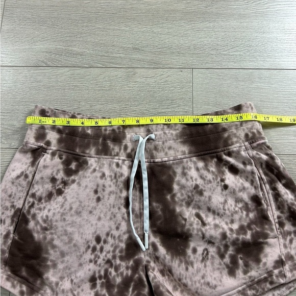 Lululemon Inner Glow Short 3" *Terry Marble Dye Silky French Press - Picture 10 of 13